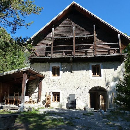 Maison Carail Nevache 14 Personnes ภายนอก รูปภาพ
