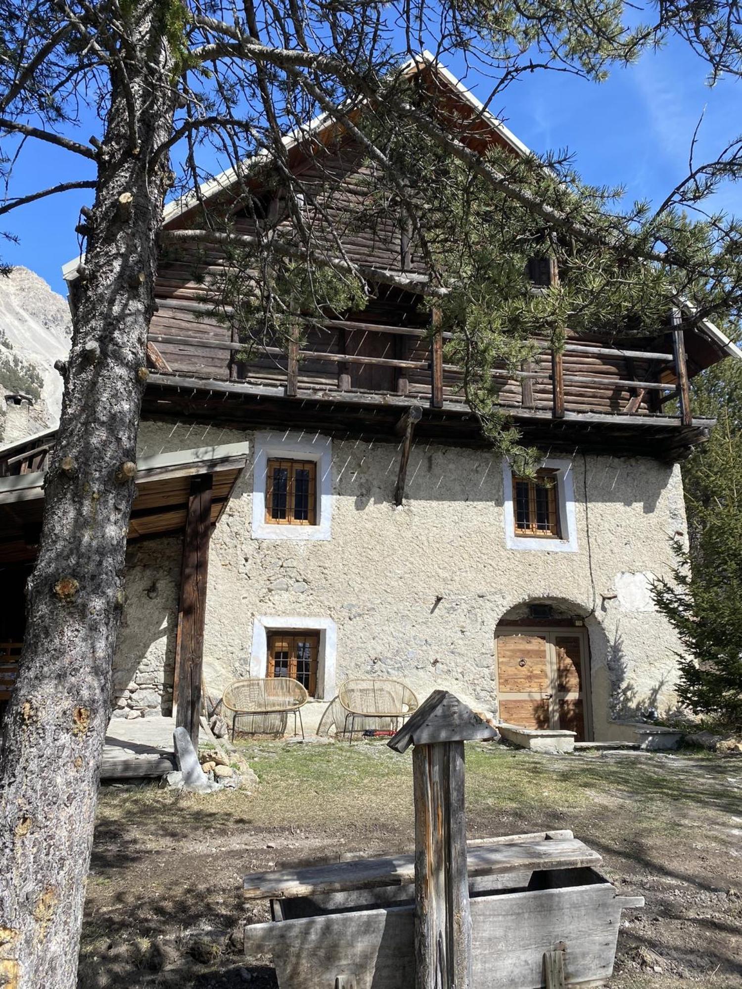 Maison Carail Nevache 14 Personnes ภายนอก รูปภาพ
